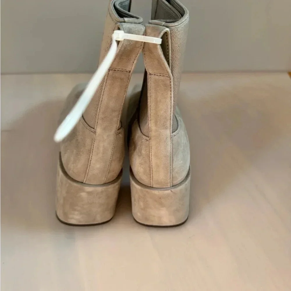 Vince Kimmy Block Heel Suede Leather Ankle Boots Hazelstone Gray Size 10 $395.00